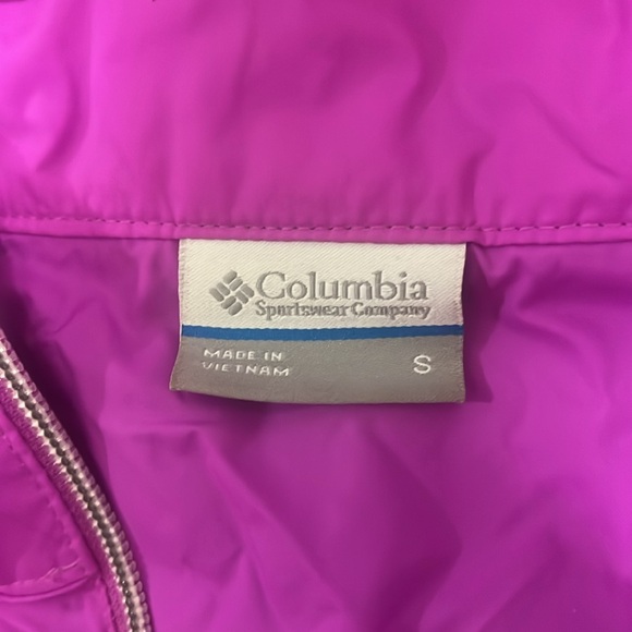 Columbia Rain Jacket! - Picture 2 of 5